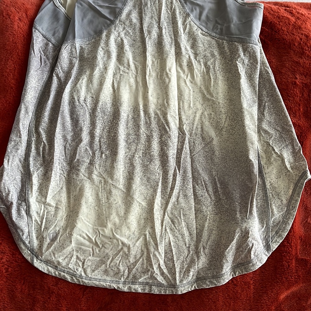 Lululemon Tank - Picture 4 of 4